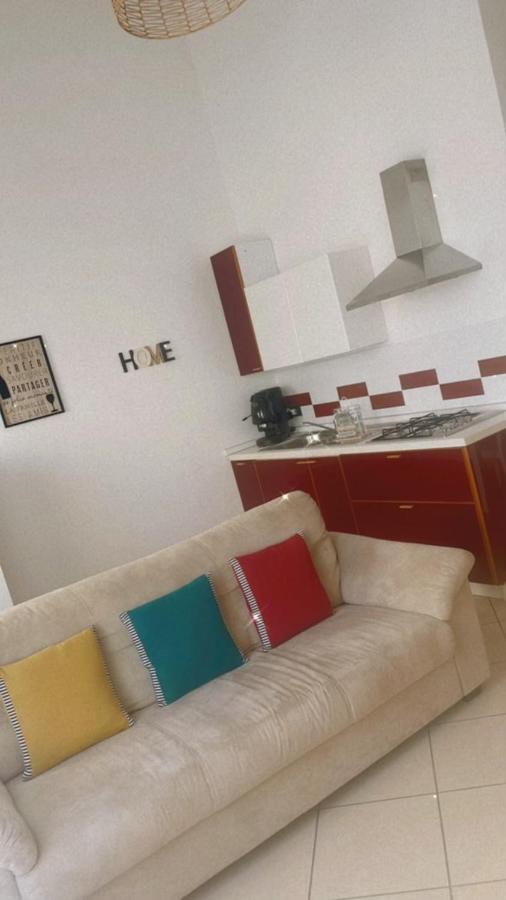 B&B Mazzocchi ซานตา มาเรีย คาปัว เวเตเร ภายนอก รูปภาพ